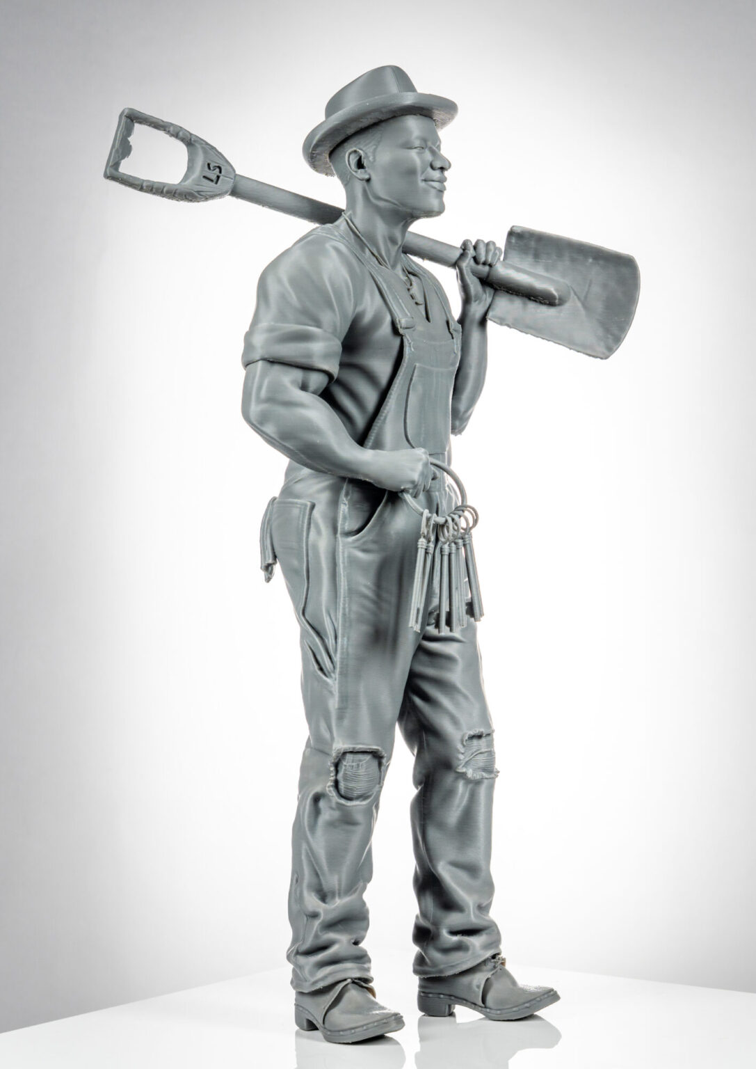 18-inch collaborative statue prototype, project view 2